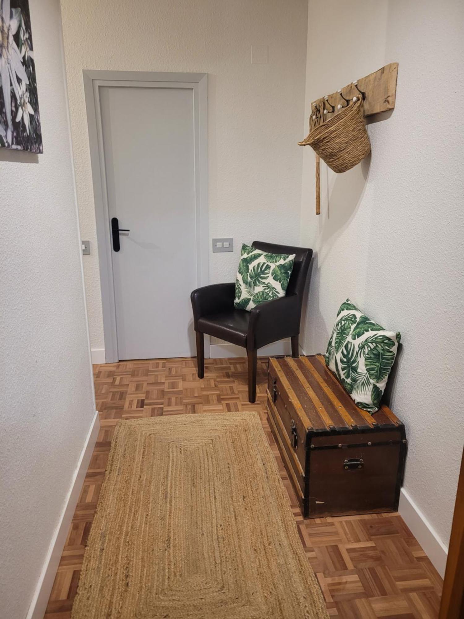 Flor De Nieve Apartment Jaca Exterior photo