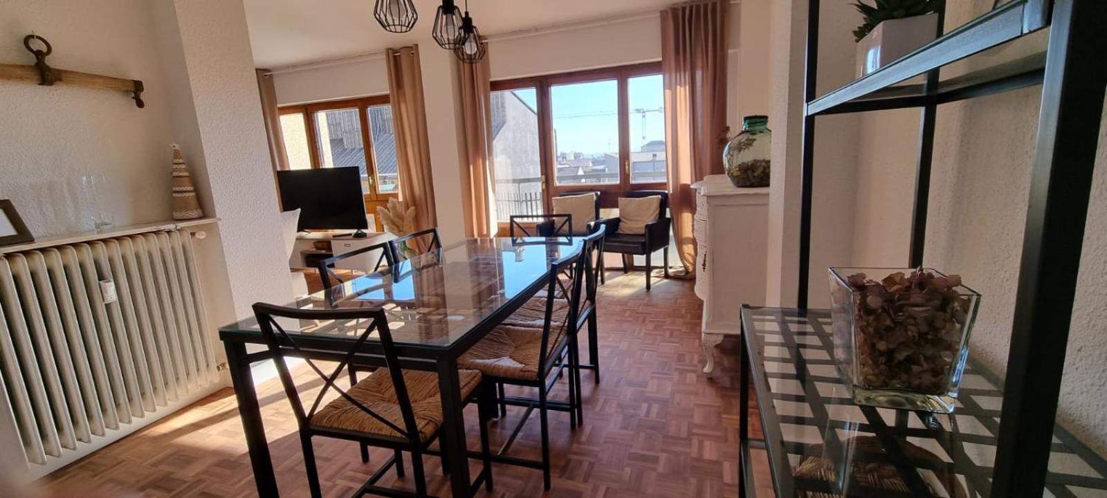 Flor De Nieve Apartment Jaca Exterior photo